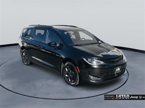 2019 Chrysler Pacifica Touring-L Plus