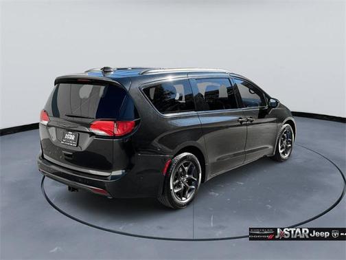 2019 Chrysler Pacifica Touring-L Plus