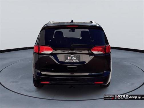 2019 Chrysler Pacifica Touring-L Plus