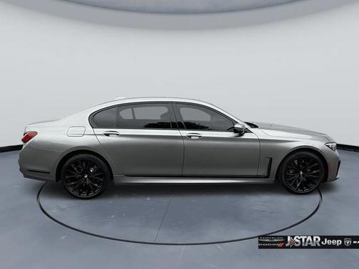 2021 BMW 750 i xDrive