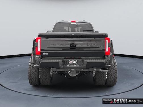 Agate Black Metallic 2026 Ford F-450 Platinum