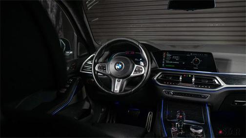 2022 BMW X7 M50i