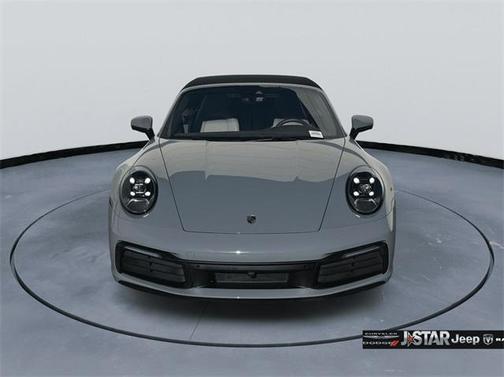2023 Porsche 911 Carrera 4