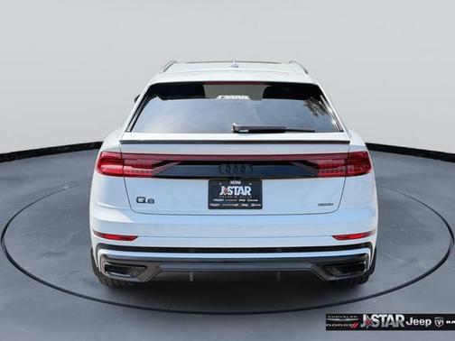 Glacier White Metallic 2022 Audi Q8 55 Premium Plus