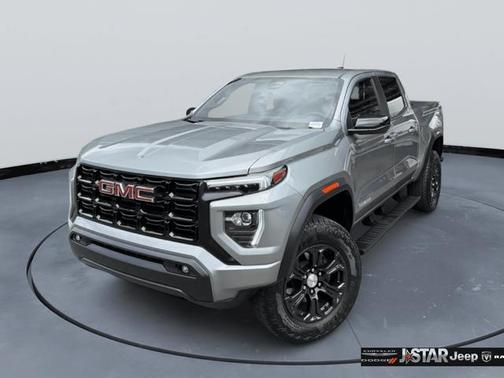 Sterling Metallic 2024 GMC Canyon Elevation