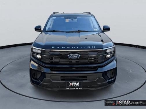 Black Metallic 2025 Ford Expedition Active