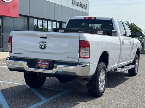 2021 RAM 2500 Big Horn Crew Cab 4x4 8' Box