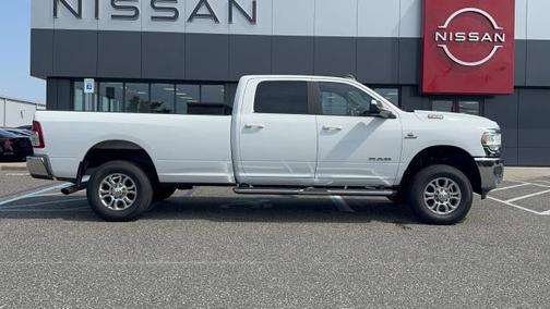 2021 RAM 2500 Big Horn Crew Cab 4x4 8' Box