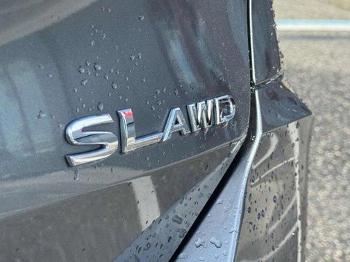 2020 Nissan Rogue SL