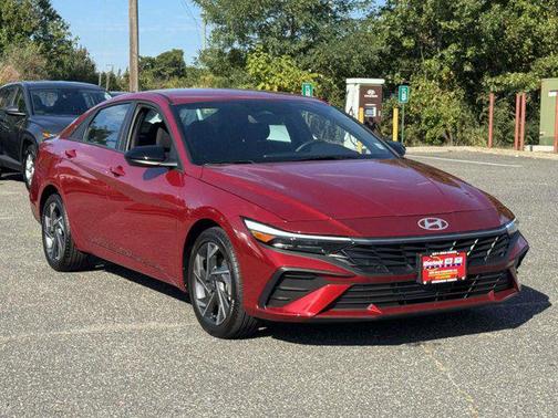 2025 Hyundai ELANTRA Sport