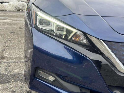 2022 Nissan Leaf SV PLUS 62 kWh