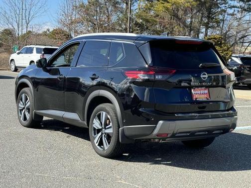 2024 Nissan Rogue SL