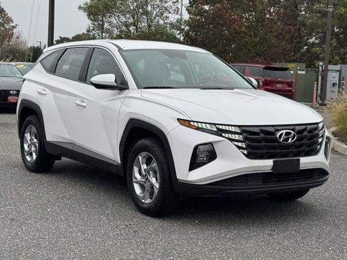 2023 Hyundai TUCSON SE