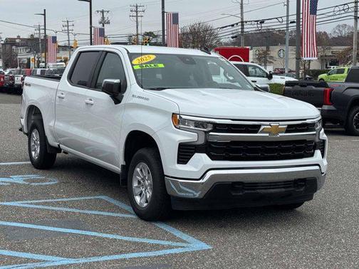 2025 Chevrolet Silverado 1500 LT