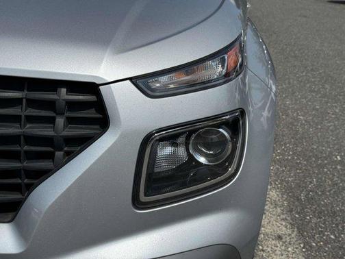 2022 Hyundai VENUE SE