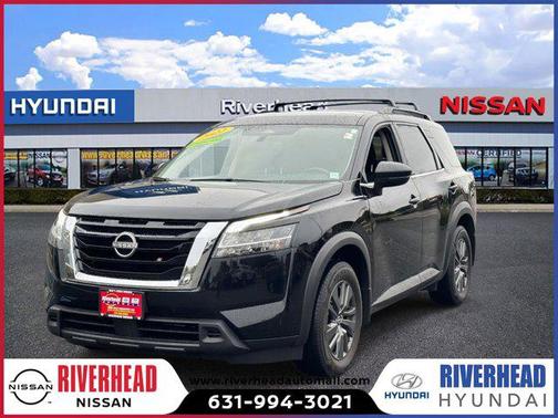 2022 Nissan Pathfinder SV 4WD