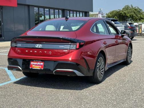 2024 Hyundai SONATA Hybrid SE