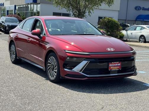 2024 Hyundai SONATA Hybrid SE