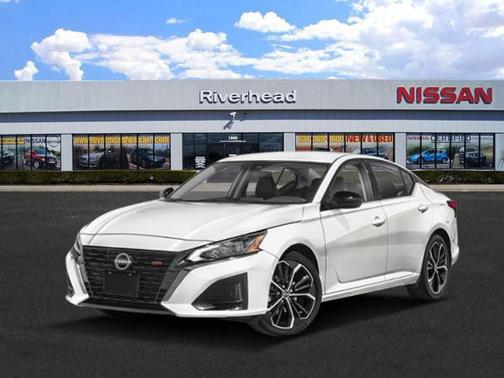 2025 Nissan Altima SR FWD