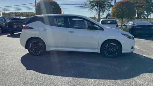 2024 Nissan Leaf SV PLUS