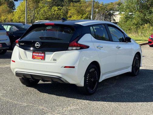 2024 Nissan Leaf SV PLUS