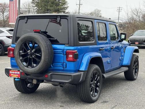 2022 Jeep Wrangler Unlimited 4xe Sahara