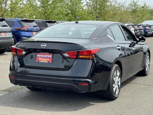 2025 Nissan Altima S FWD