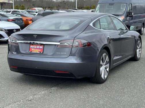 2021 Tesla Model S Long Range