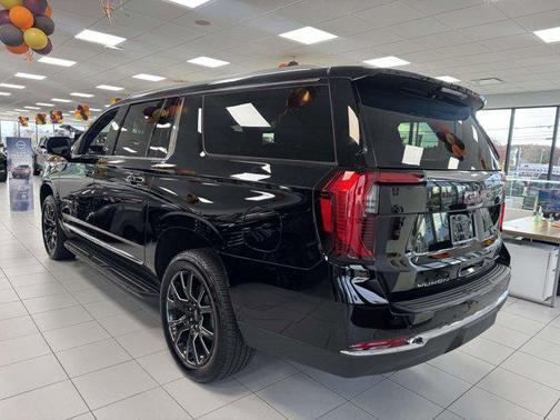 2025 GMC Yukon XL 2WD Elevation