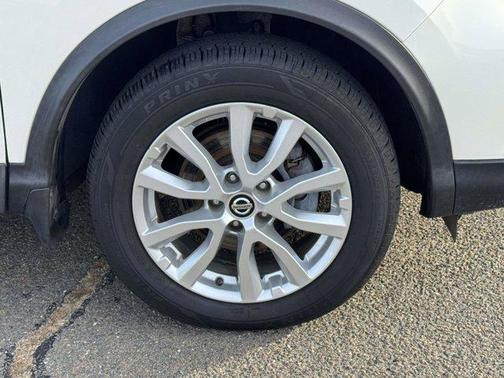 2020 Nissan Rogue Sport SV