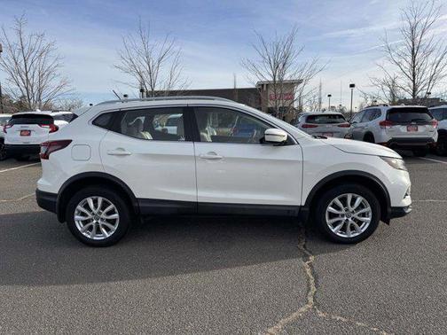 2020 Nissan Rogue Sport SV