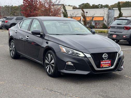 2021 Nissan Altima 2.5 SV