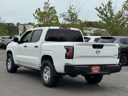2024 Nissan Frontier S