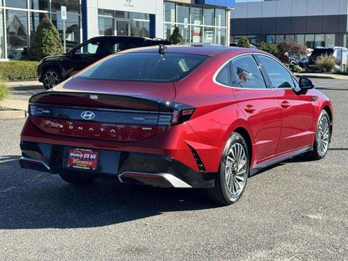 2024 Hyundai SONATA Hybrid SE