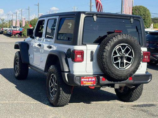 2025 Jeep Wrangler Rubicon