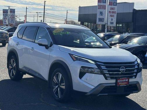 2024 Nissan Rogue SL