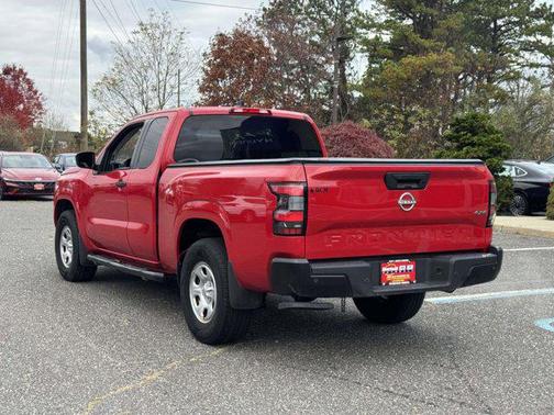 2022 Nissan Frontier S