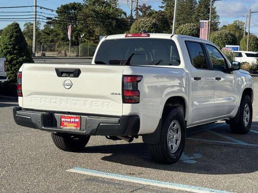 2024 Nissan Frontier S
