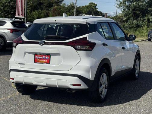 2021 Nissan Kicks S