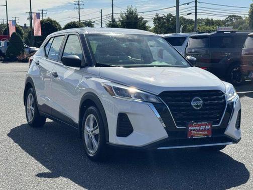 2021 Nissan Kicks S