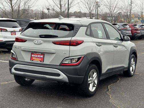 2023 Hyundai KONA SE