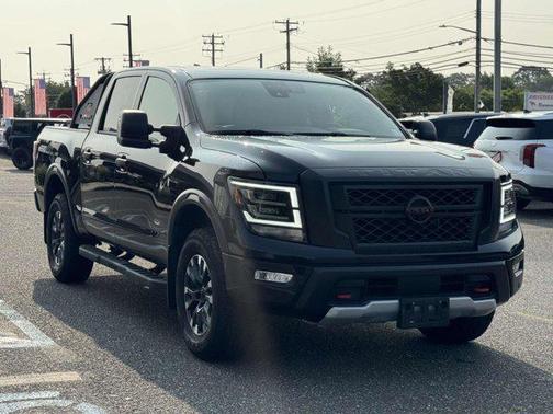 2024 Nissan Titan PRO-4X