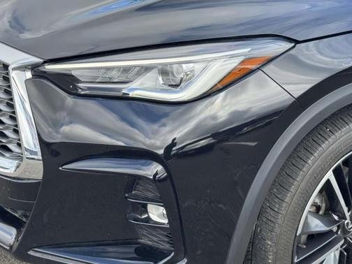 2023 INFINITI QX55 LUXE