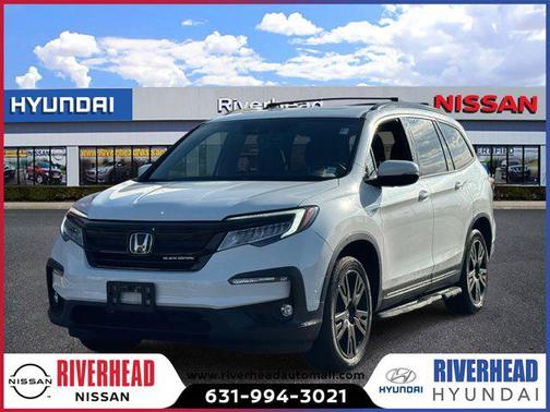 2022 Honda Pilot AWD Black Edition