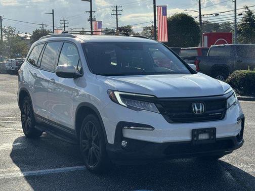 2022 Honda Pilot AWD Black Edition