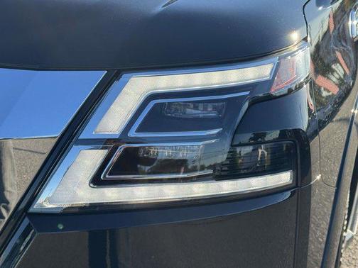 2023 Nissan Armada Platinum 4WD