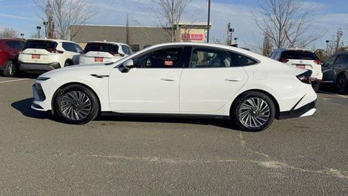2024 Hyundai SONATA Hybrid Limited