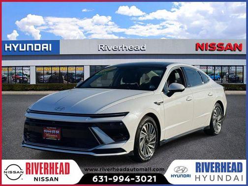 2024 Hyundai SONATA Hybrid Limited