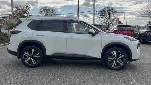 2024 Nissan Rogue SL