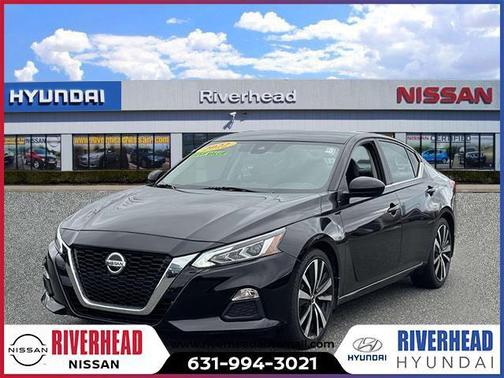 2022 Nissan Altima SR FWD